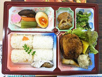 区役所に配達されたお弁当