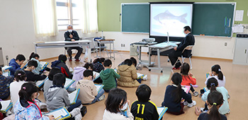 鳥屋野潟の環境は食で実感　紫竹山小学校