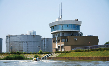 山の下閘門　排水機場