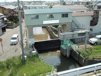 津島屋閘門排水機場