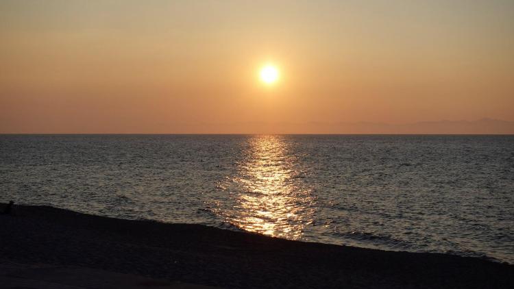 日本海の夕日