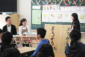 鎧郷小学校　地域とパートナーシップ事業の様子