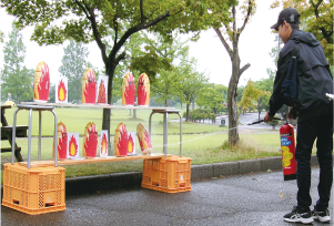 水消火器訓練の写真