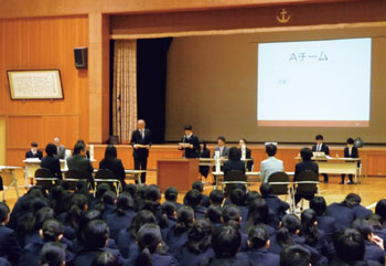 写真　新潟中央高校での様子