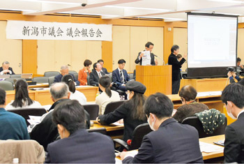 写真　昨年の議会報告会