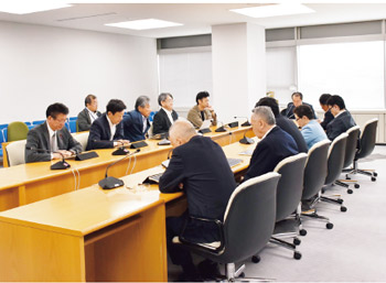 写真　広域観光交流促進調査特別委員会